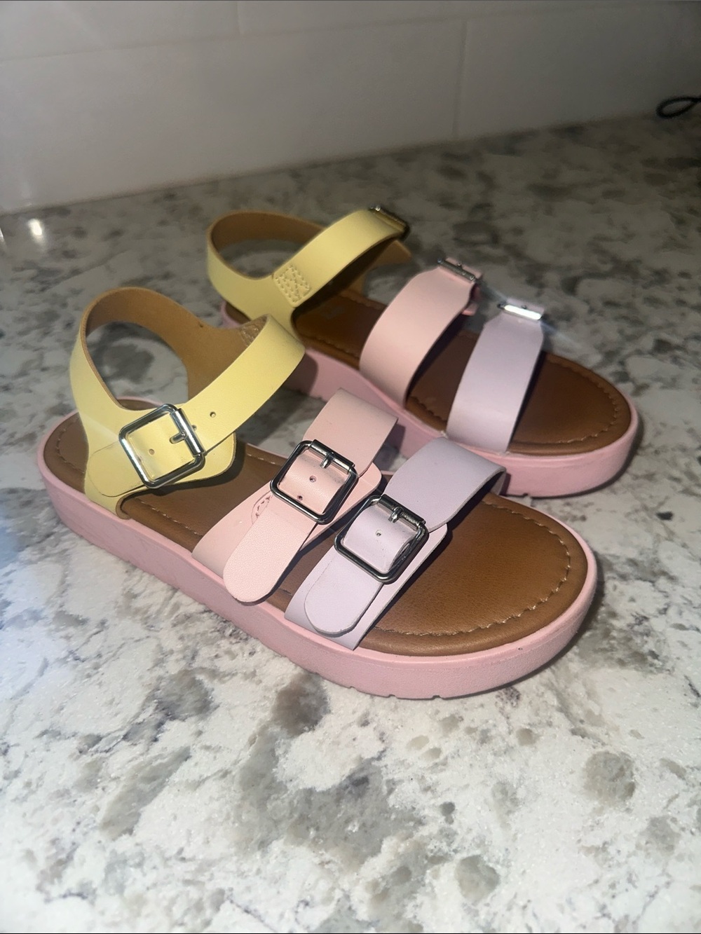 Girls Art Class platform buckle sandals.  Size 1
